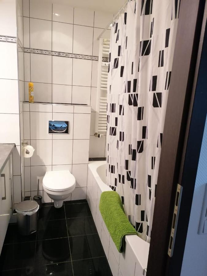 Appartement Krefeld-City Exteriör bild